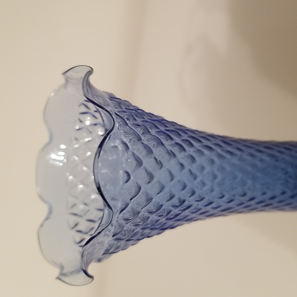 Vintage Blown Glass Diamond Cut Periwinkle Blue Clear Footed Delicate Bud Vase - Picture 8 of 13
